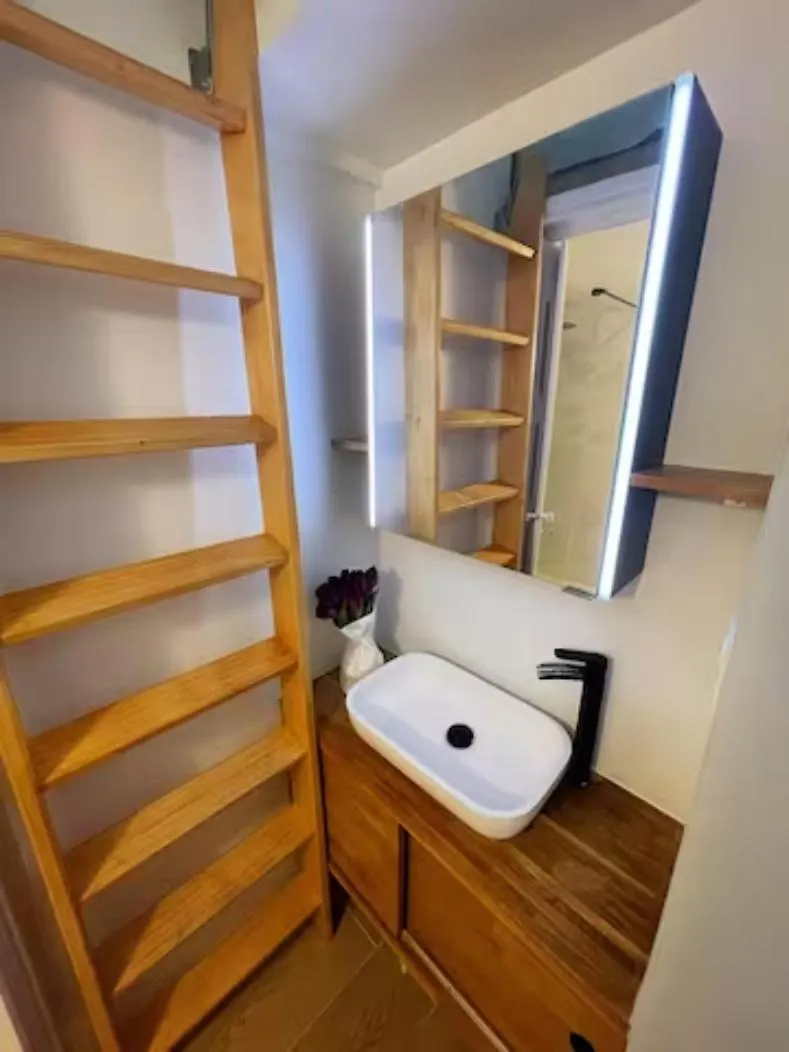 Paris 9E Super Loft Apartment